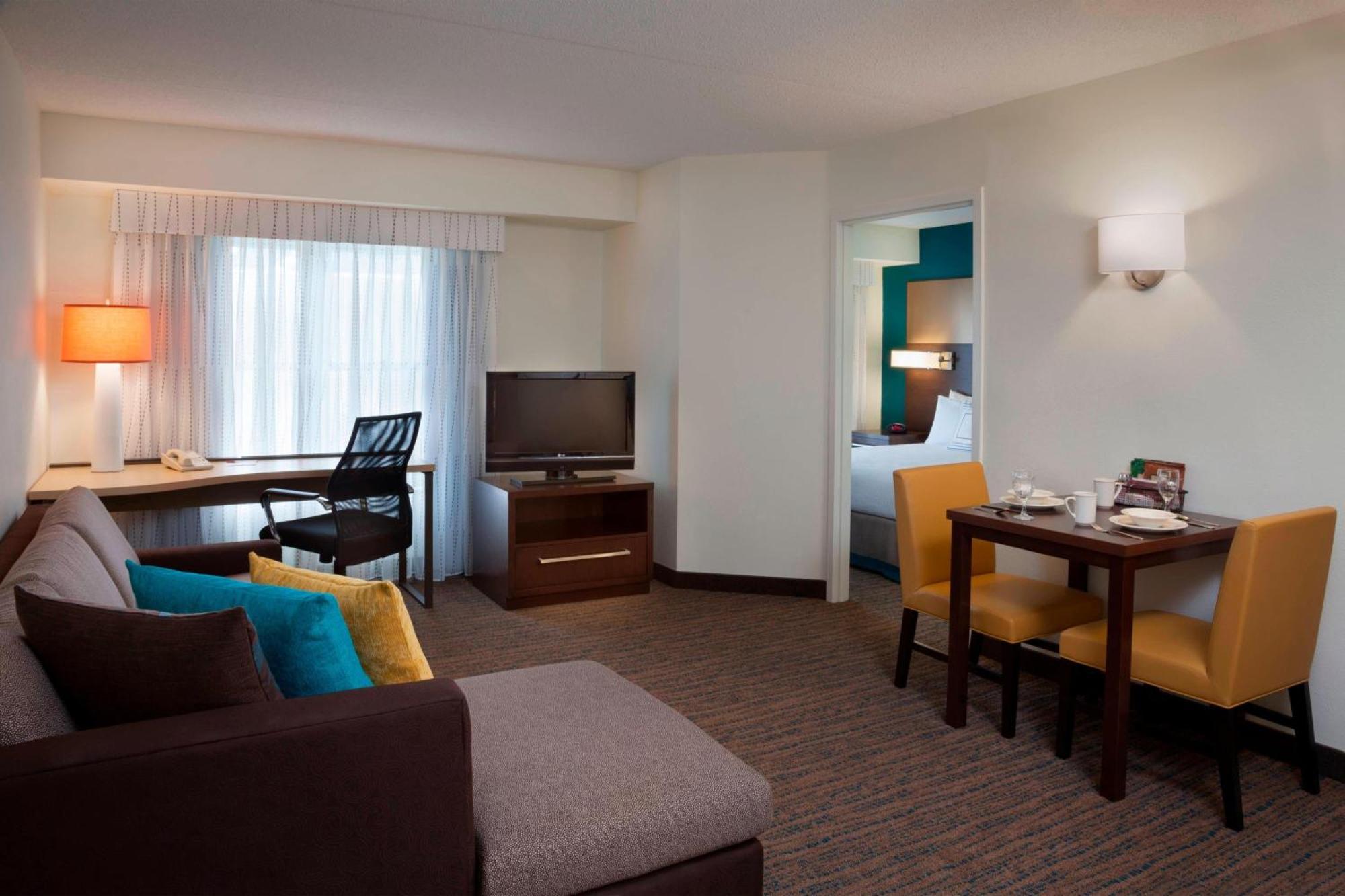 By Marriott Toronto 3* Markham